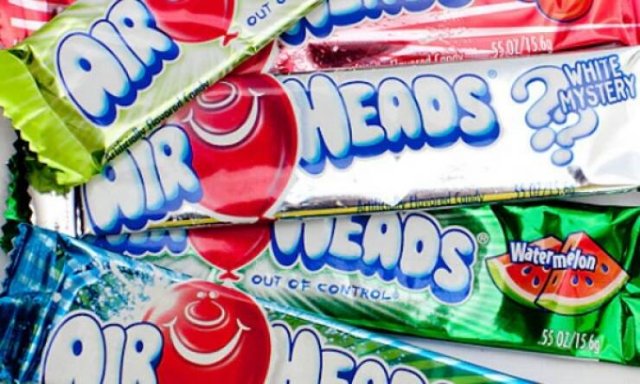 Classic Halloween Candies From The Past (29 pics)