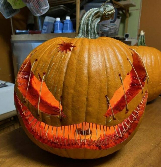 Cool Carved Pumpkins (44 pics)