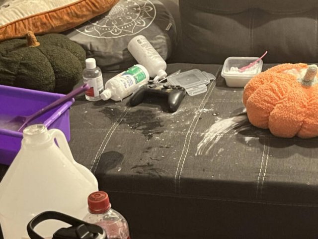 Parenting Is Chaos (21 pics)