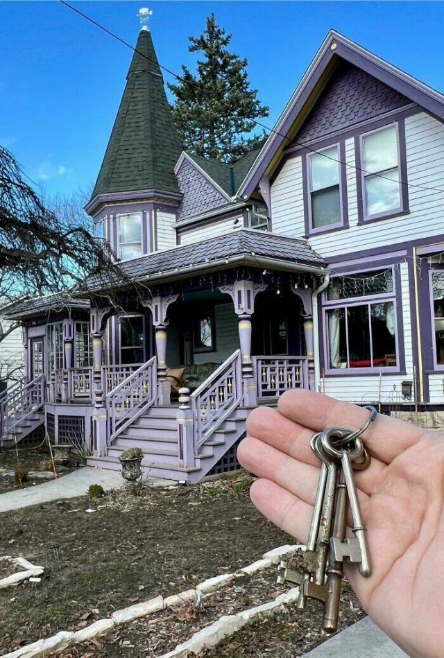 Century-Old Homes And Finds In Them (25 pics)