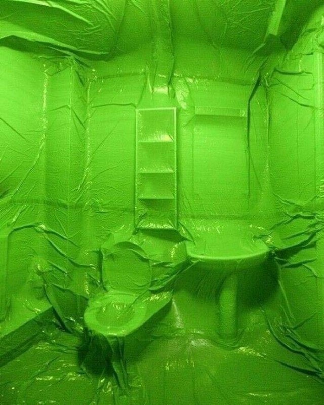 Strange Restrooms (25 pics)