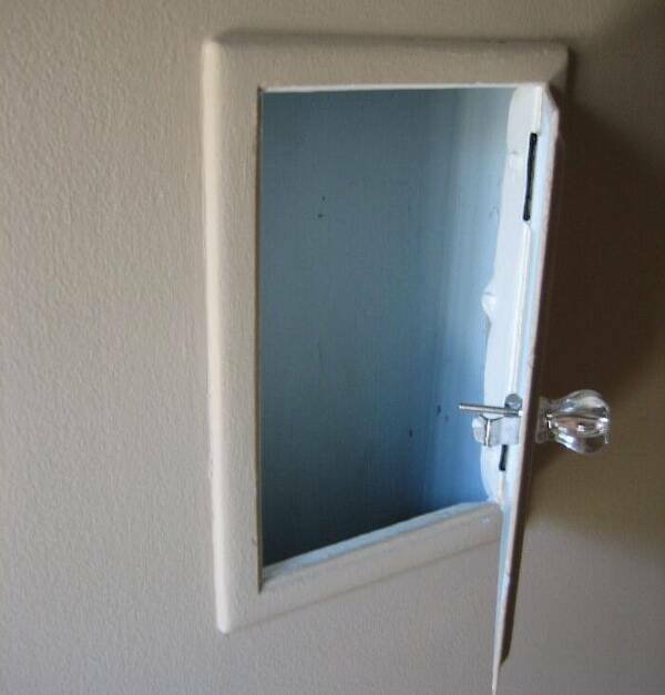 Vintage Things In Old Houses (22 pics)