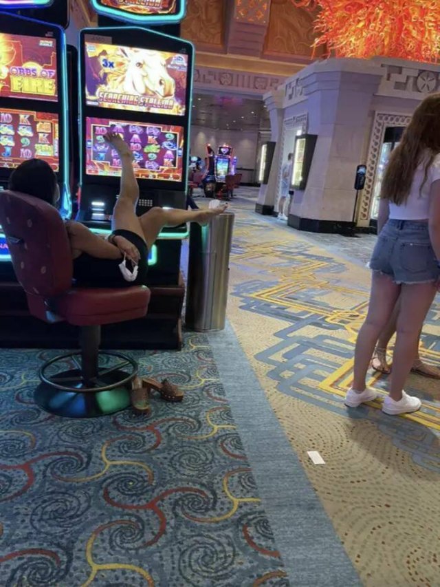 Annoying Moments (21 pics)