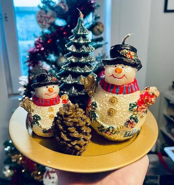 Christmas Finds In Thrift Shops (28 pics)