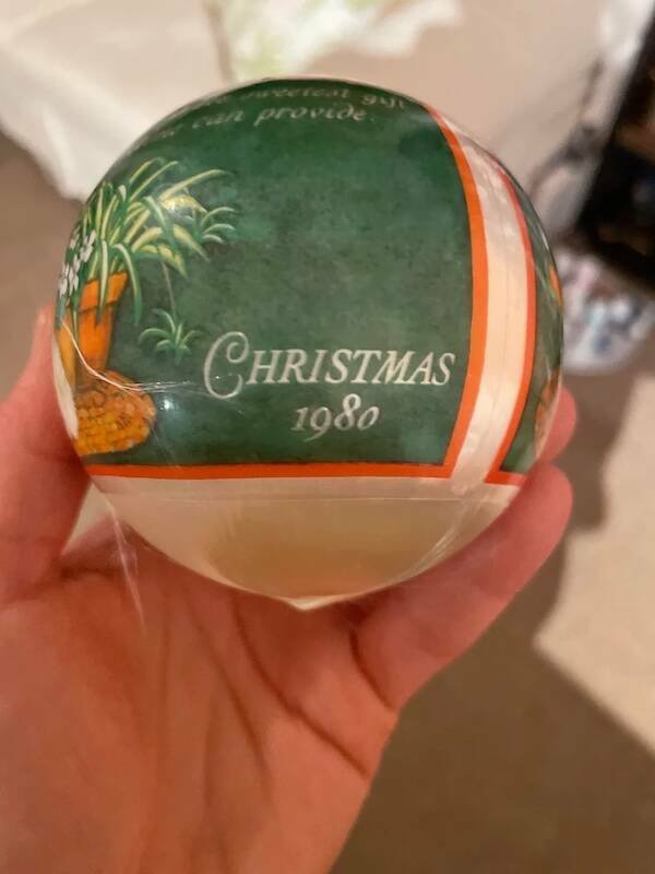 Christmas Finds In Thrift Shops (28 pics)