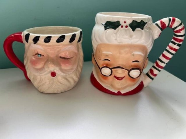 Christmas Finds In Thrift Shops (28 pics)