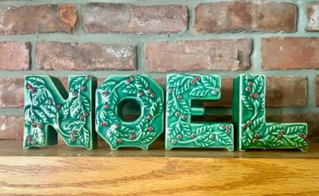 Christmas Finds In Thrift Shops (28 pics)
