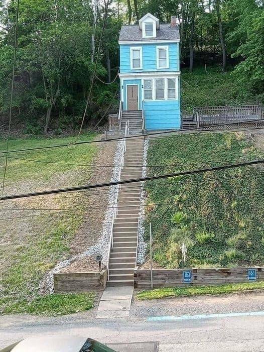 Failed Constructions (25 pics)