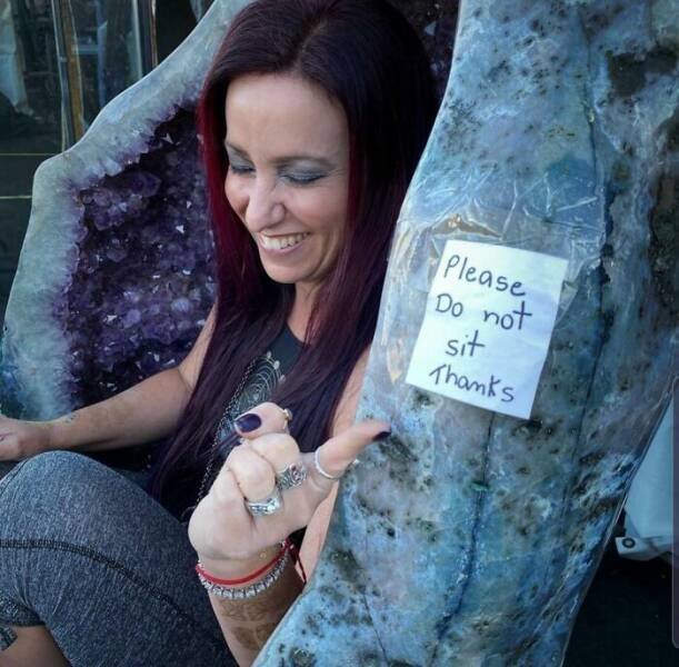 Crazy And Weird Signs (26 pics)