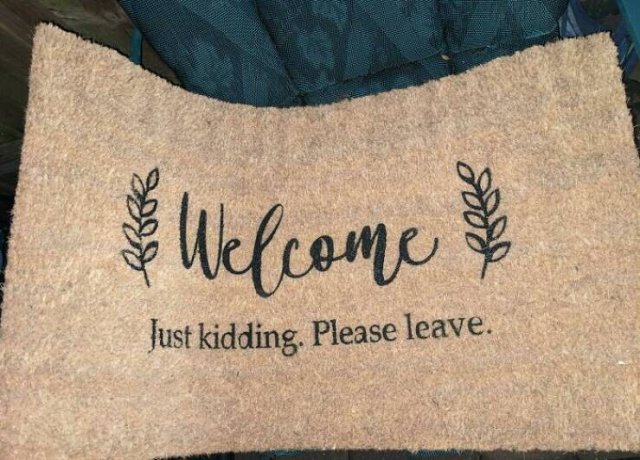 Funny Doormats (25 pics)