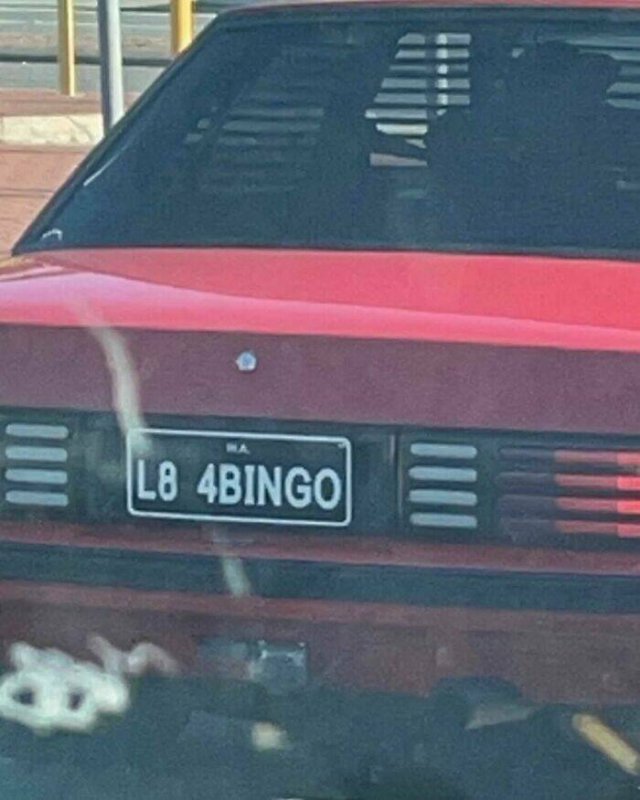 Funny Car License Numbers (15 pics)