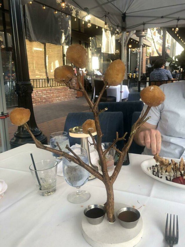 Strange Food Serving (28 pics)