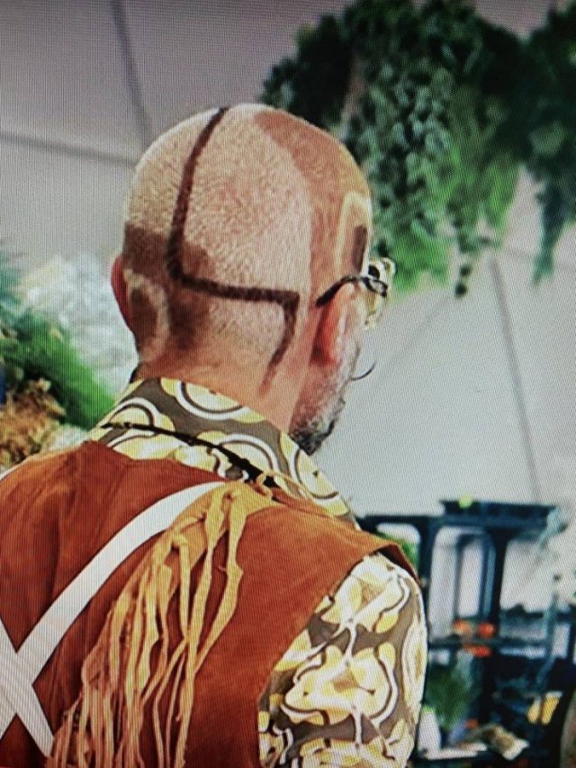Awful Haircuts (27 pics)