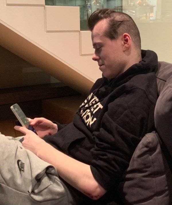 Awful Haircuts (27 pics)