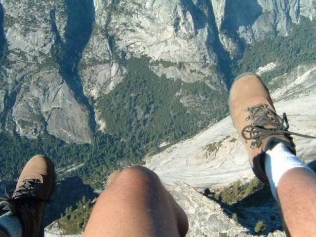 What Is Going On Here? (37 pics)