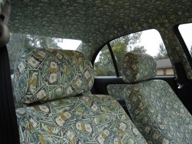 What Is Going On Here? (37 pics)