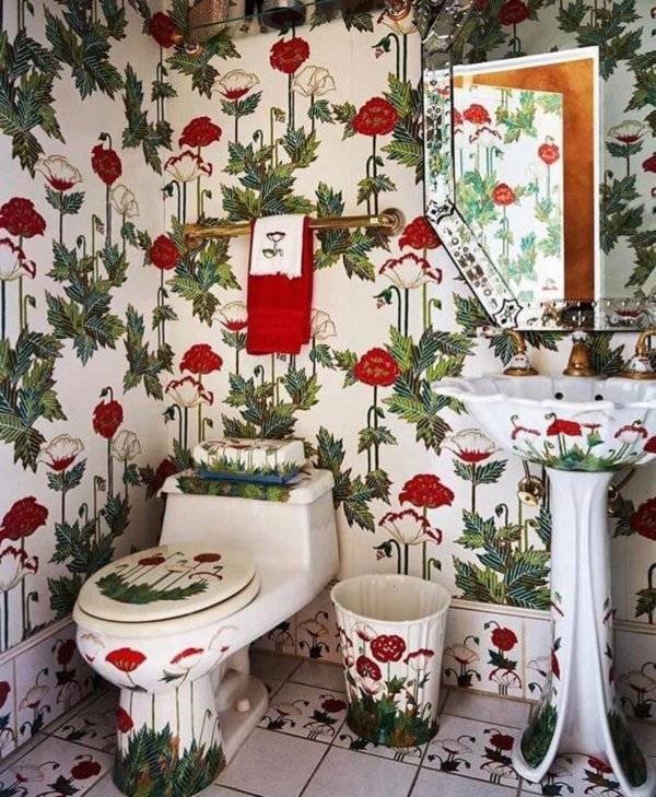 What Is Going On Here? (37 pics)