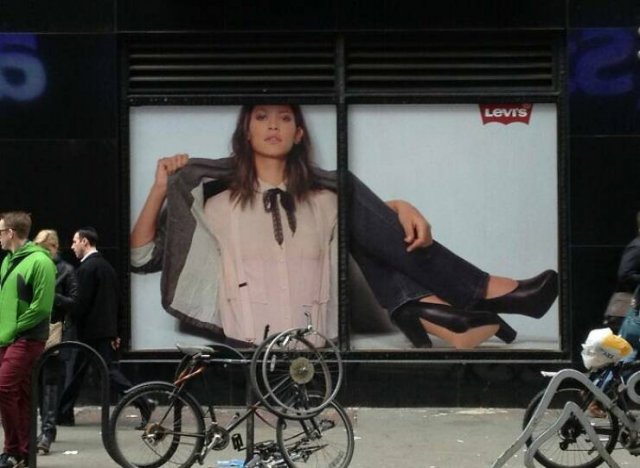 Failed Advertising (23 pics)