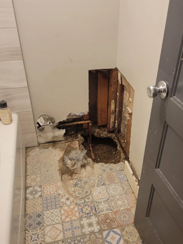 Bad Days Happen (23 pics)