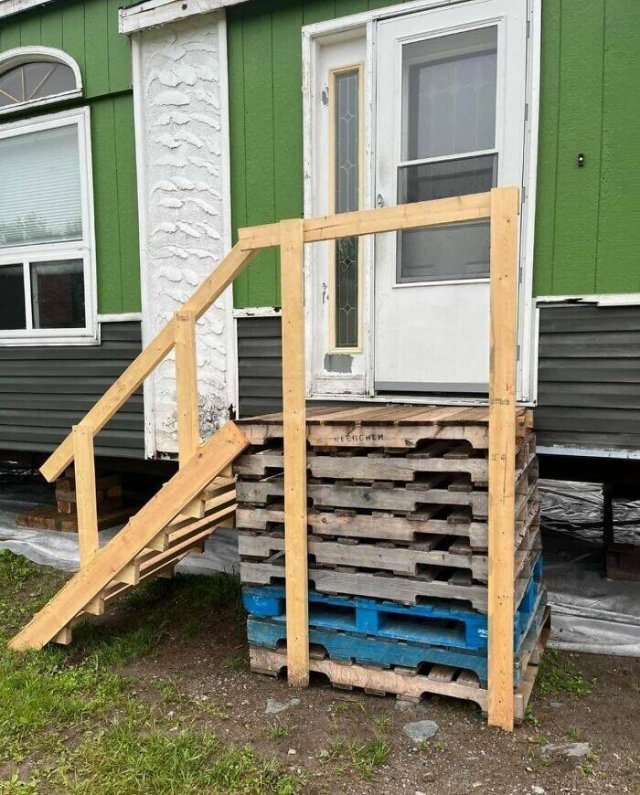 Failed Constructions (22 pics)