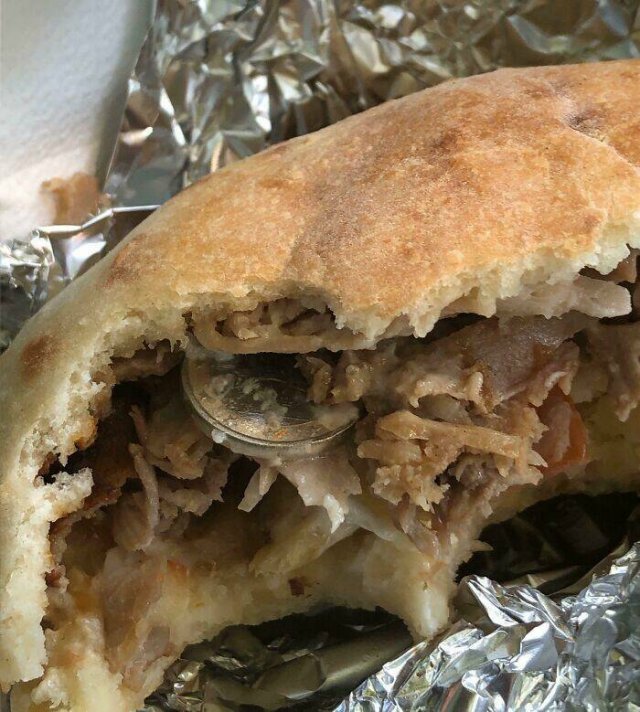 Strange Finds In Food (25 pics)