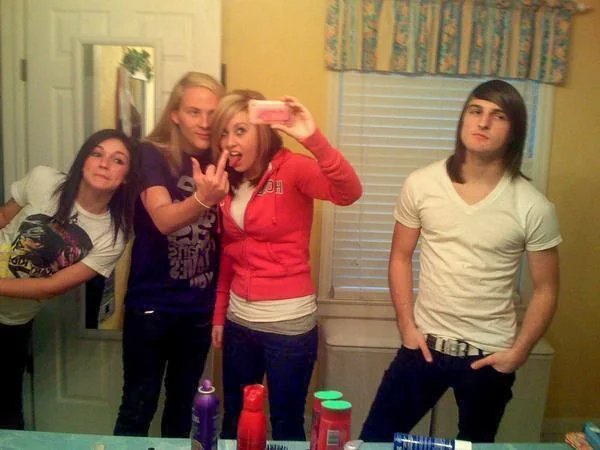 Awkward Photos From The Past (21 pics)