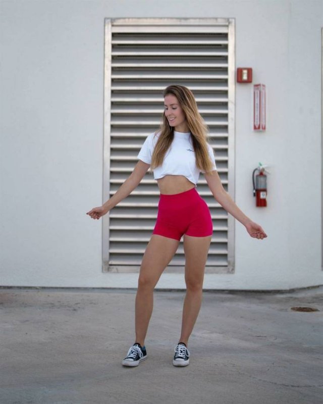 Sporty Girls (51 pics)