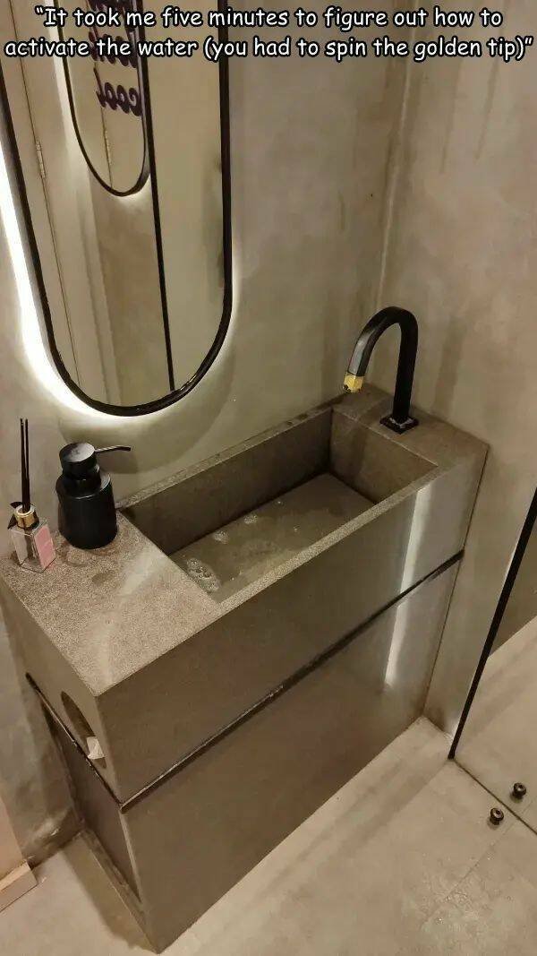 Failed Designs (21 pics)