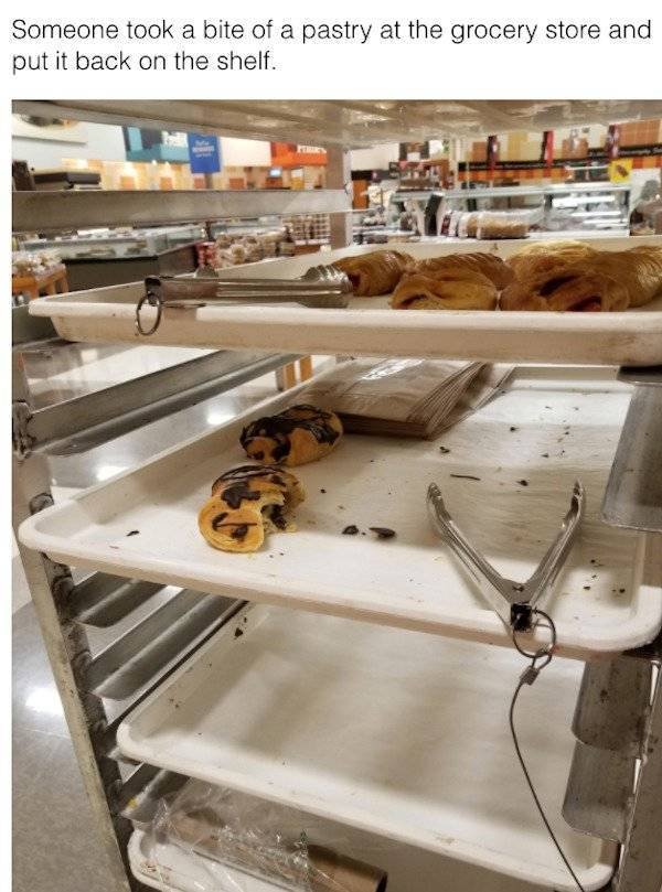 Terrible Customers (22 pics)