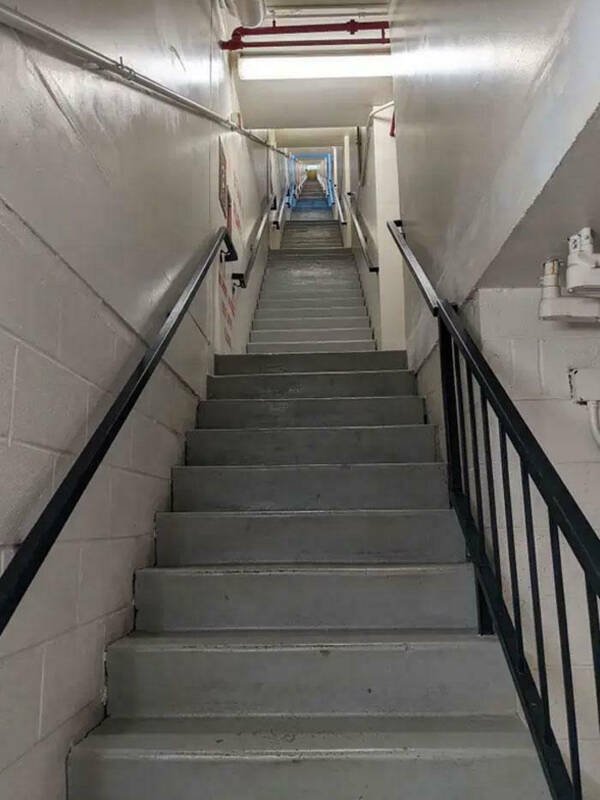 Creepy Finds (24 pics)