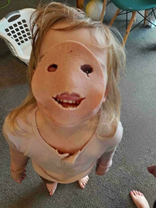 Creepy Finds (24 pics)