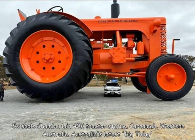 Giant Things (18 pics)