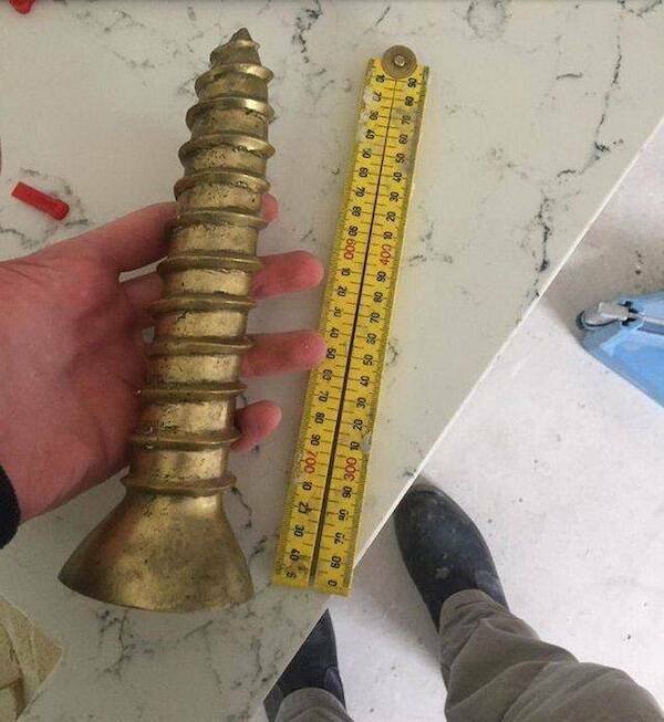 Giant Things (18 pics)
