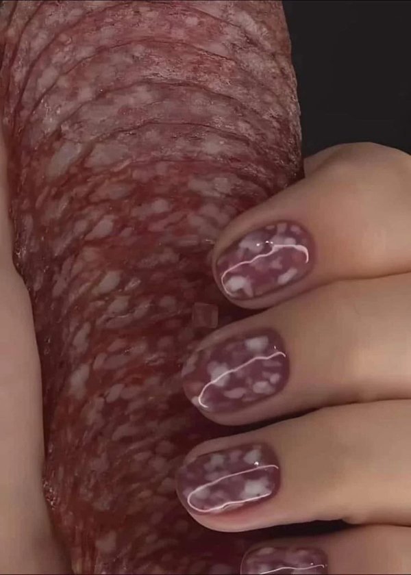 What Is Going On Here? (29 pics)