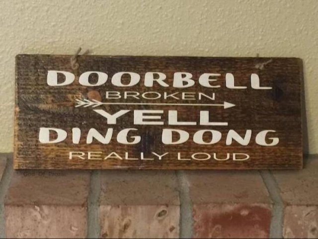 What Is Going On Here? (21 pics)