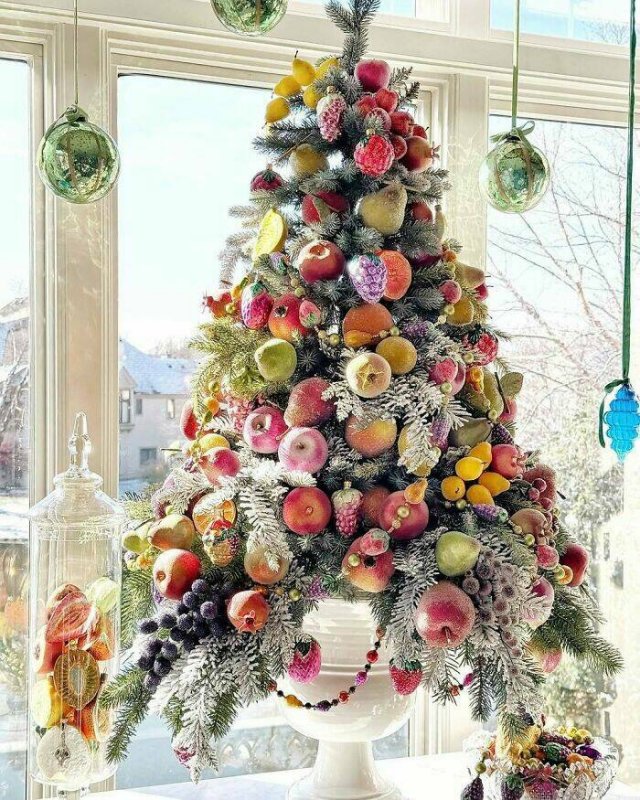 Creative Christmas Trees (25 pics)