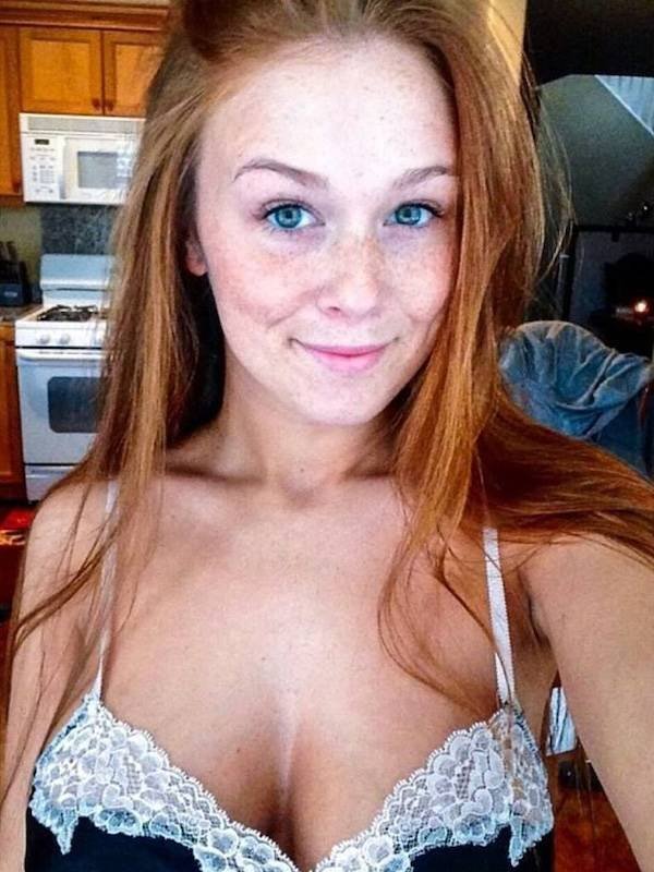 Redhead Girls (32 pics)