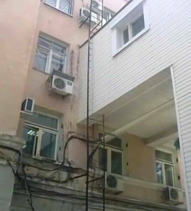 Failed Constructions (26 pics)