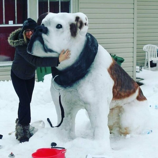 Funny And Unusual Snowmen (25 pics)