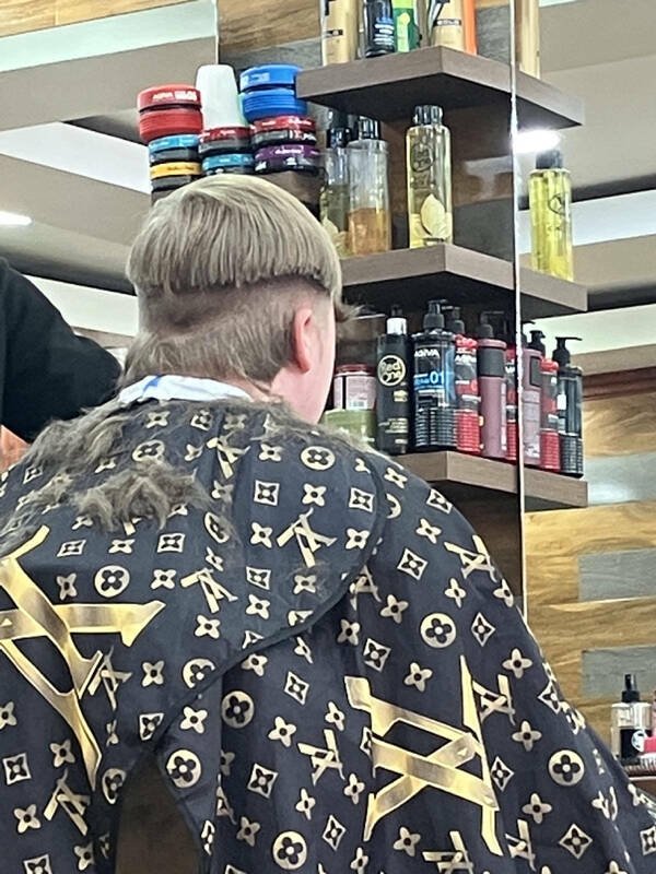 Wild Haircuts (22 pics)