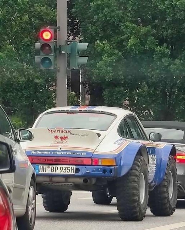 Crazy Tuning (23 pics)