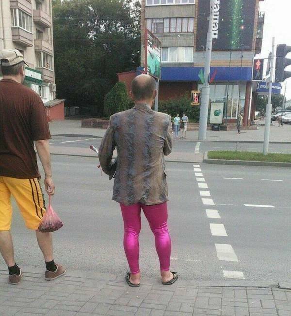Strange Clothes (17 pics)