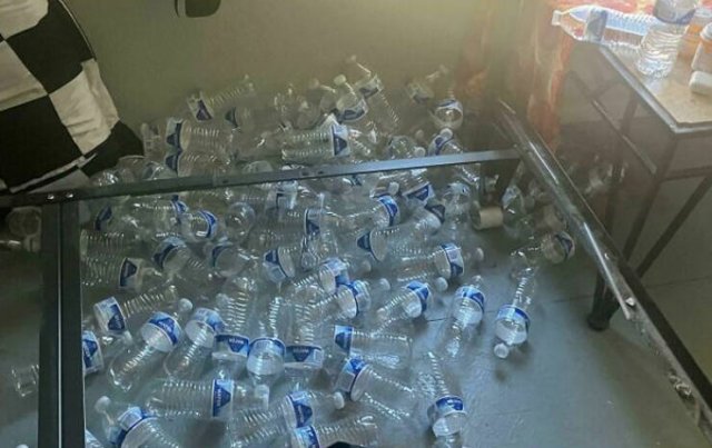 Lazy And Annoying People (23 pics)