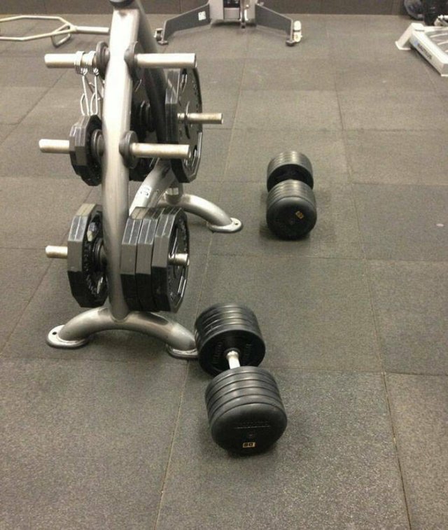 Lazy And Annoying People (23 pics)