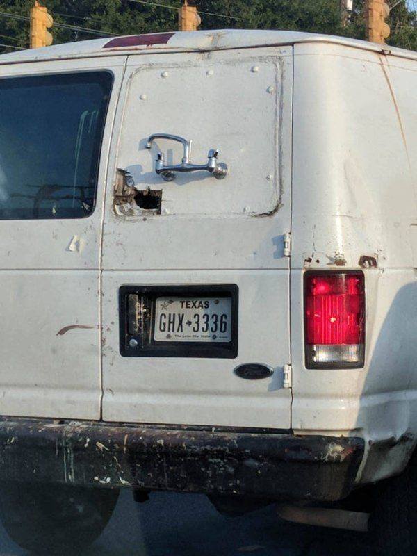 What Is Going On Here? (24 pics)