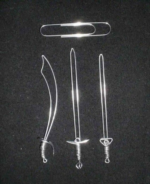 What Is Going On Here? (28 pics)