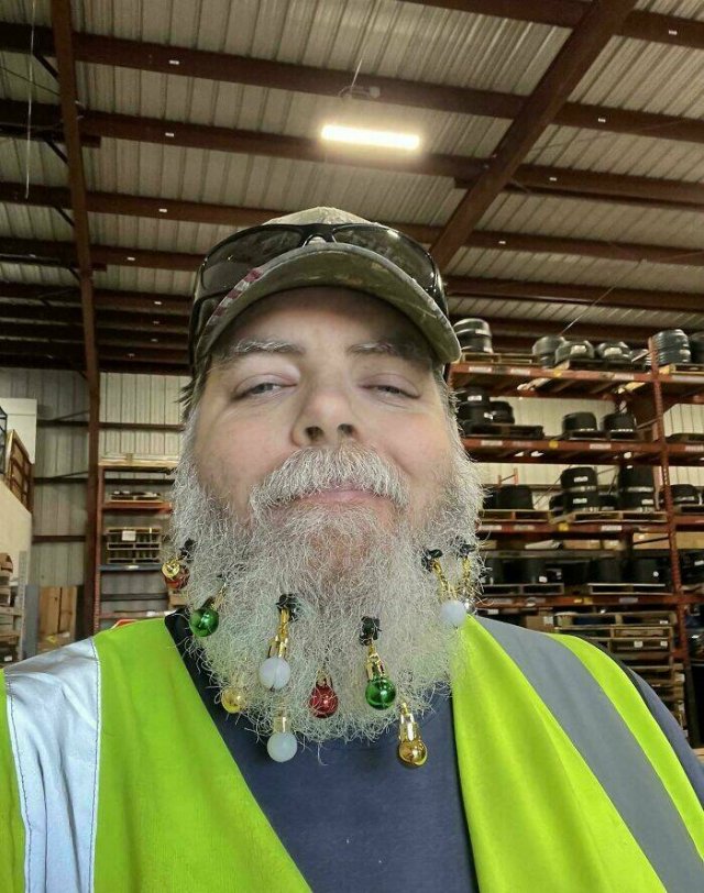 People Share Their Funny New Year Photos (24 pics)