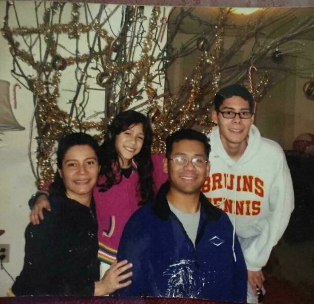 Heartwarming Holiday Stories (25 pics)