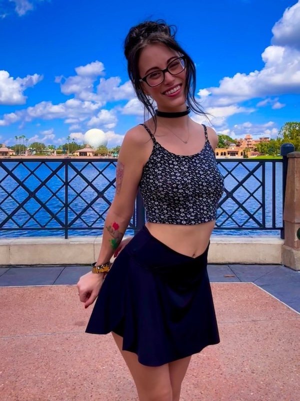 Girls In Glasses (28 pics)