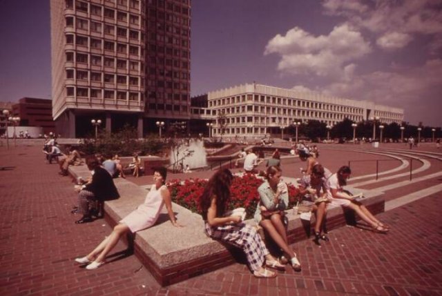 People Share Their Cool 70's Photos (24 pics)